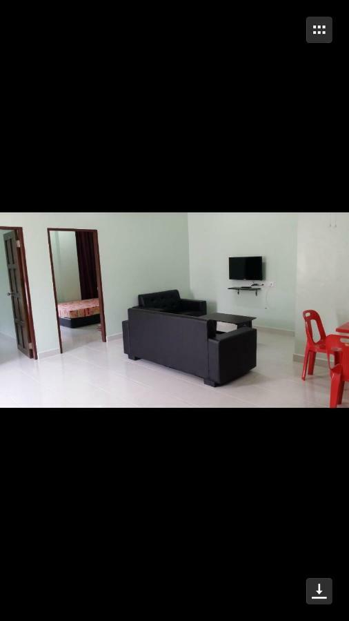 Coral Homestay Pekan Pangkor Bagian luar foto